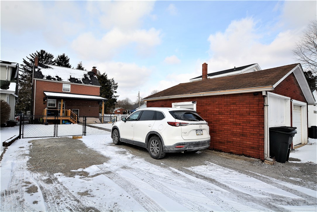 Natrona Hts/Harrison Twp., Pennsylvania 15065, United States, 3 Bedrooms Bedrooms, ,1 BathroomBathrooms,Residential,Contingent,2559