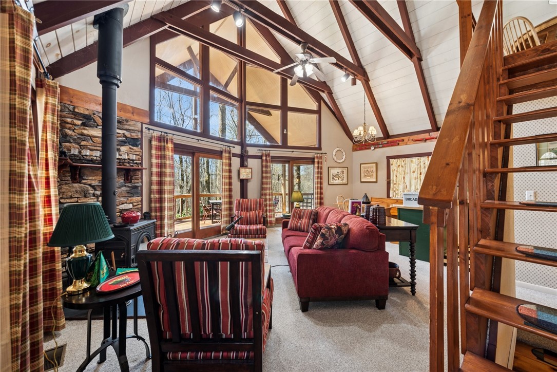142 Juniper Ln