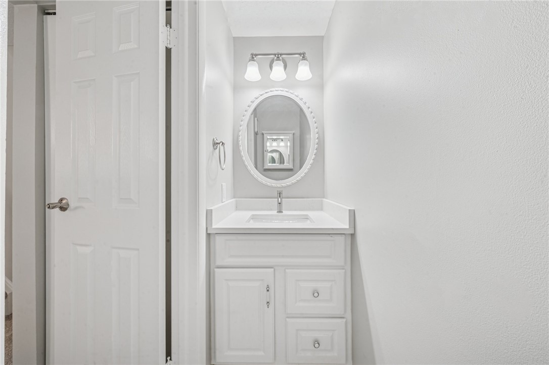 610 Arkwood Dr Dr, Bethel Park, Pennsylvania image 11