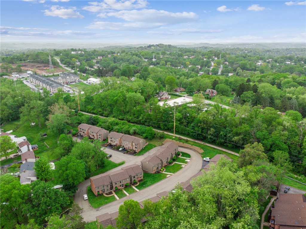 610 Arkwood Dr Dr, Bethel Park, Pennsylvania image 3
