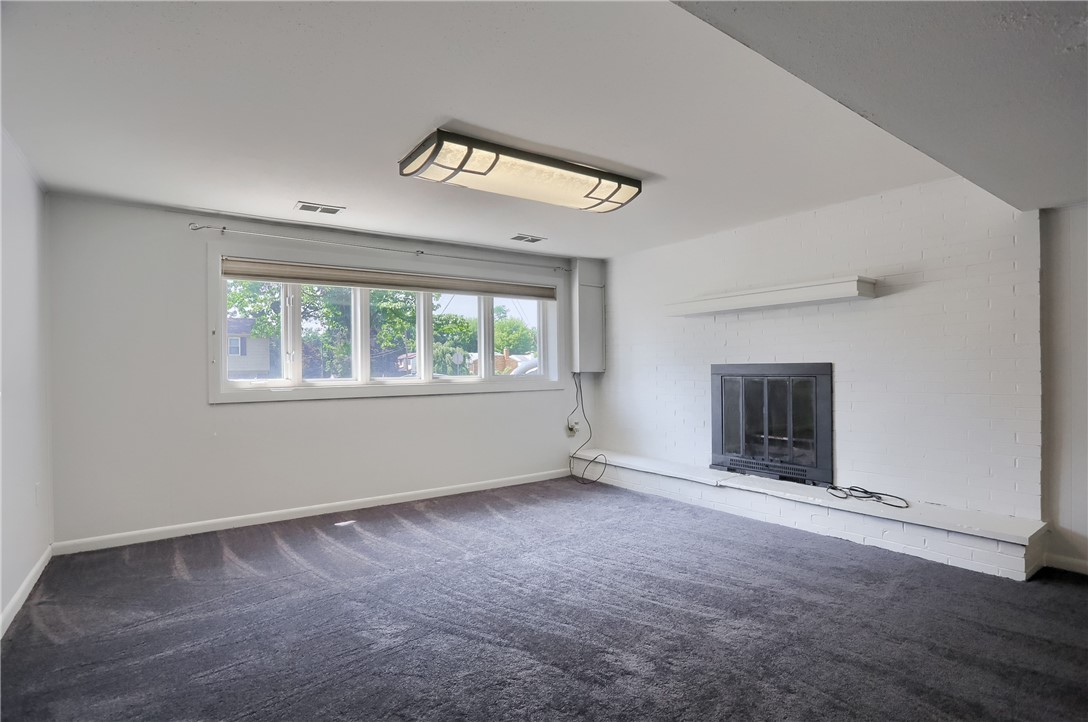 McCandless, Pennsylvania 15237, United States, 3 Bedrooms Bedrooms, ,3 BathroomsBathrooms,Residential,Active,177443