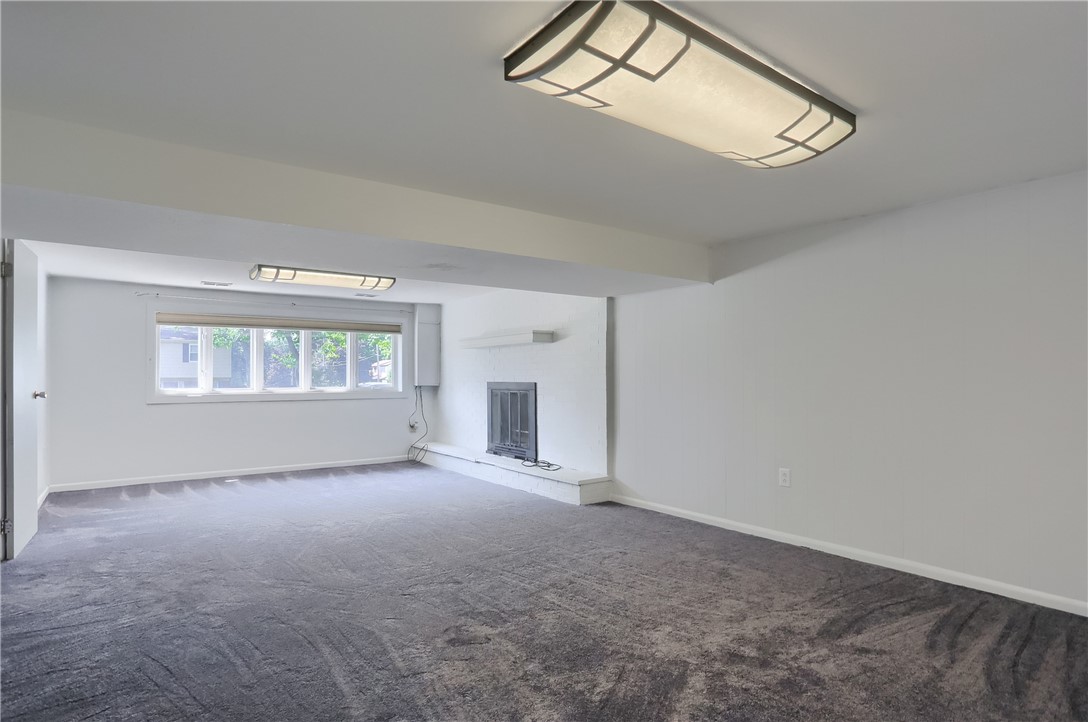 McCandless, Pennsylvania 15237, United States, 3 Bedrooms Bedrooms, ,3 BathroomsBathrooms,Residential,Active,177443