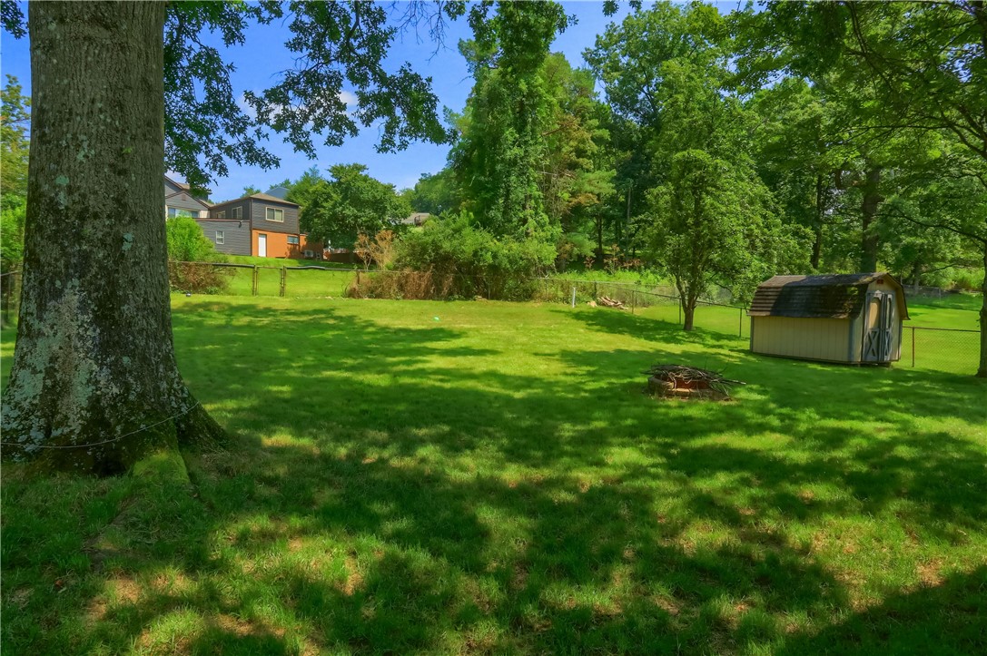 McCandless, Pennsylvania 15237, United States, 3 Bedrooms Bedrooms, ,3 BathroomsBathrooms,Residential,Active,177443