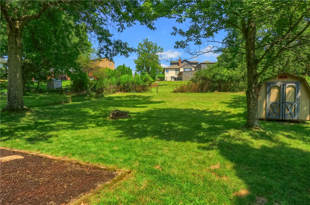 McCandless, Pennsylvania 15237, United States, 3 Bedrooms Bedrooms, ,3 BathroomsBathrooms,Residential,Active,177443