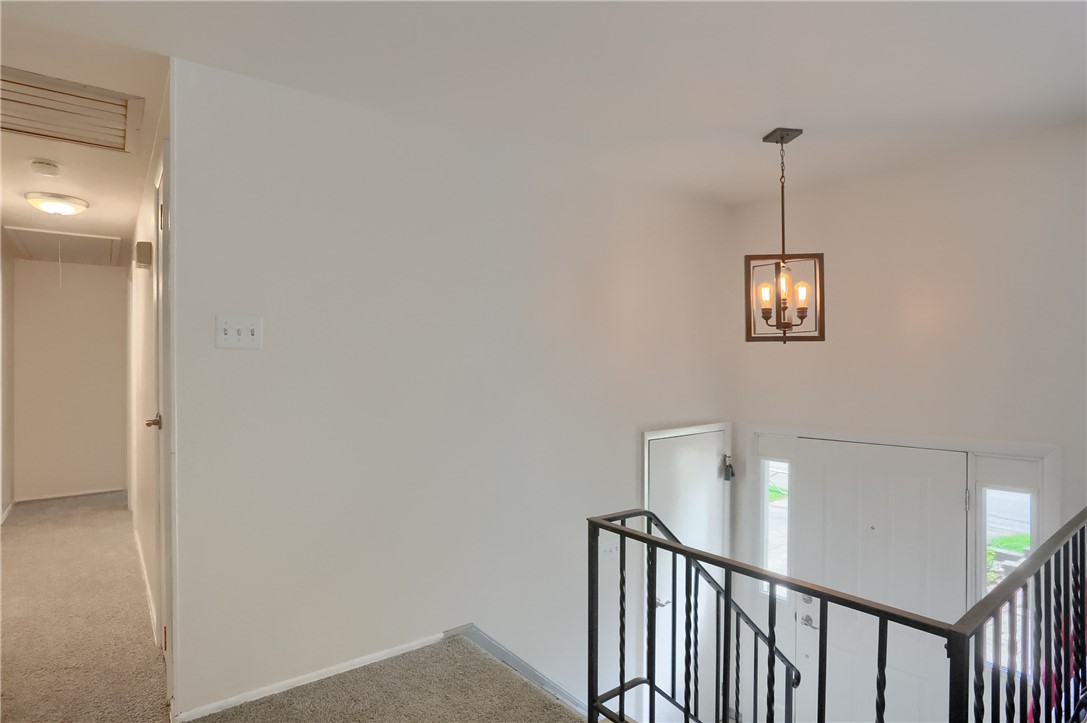 McCandless, Pennsylvania 15237, United States, 3 Bedrooms Bedrooms, ,3 BathroomsBathrooms,Residential,Active,177443