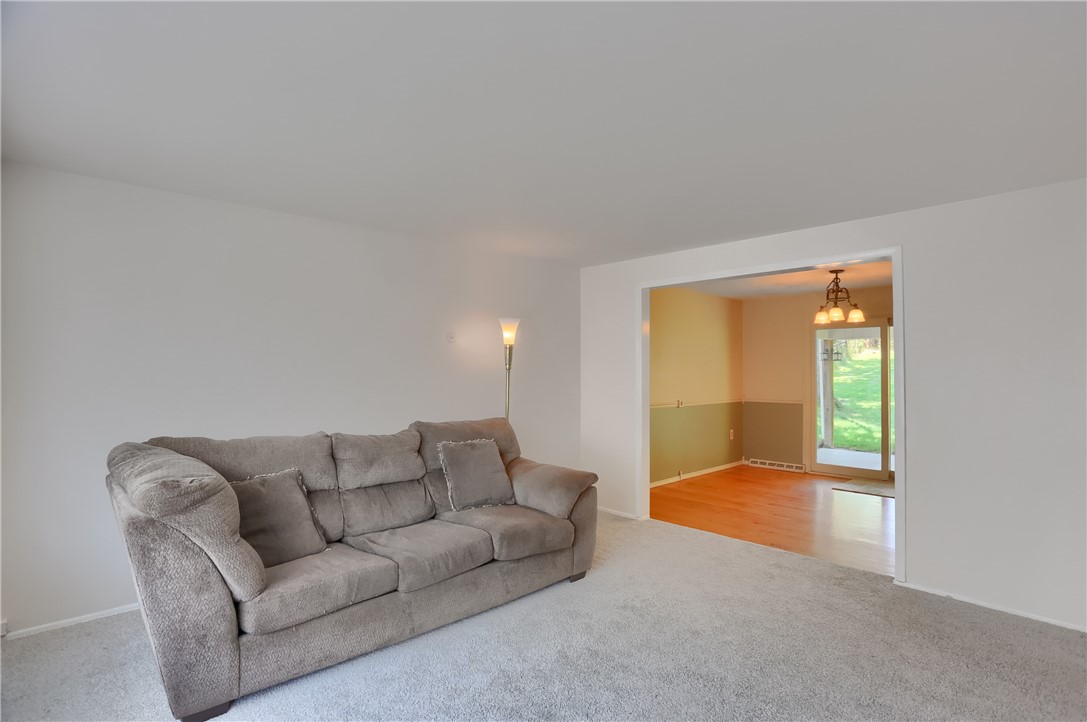 McCandless, Pennsylvania 15237, United States, 3 Bedrooms Bedrooms, ,3 BathroomsBathrooms,Residential,Active,177443