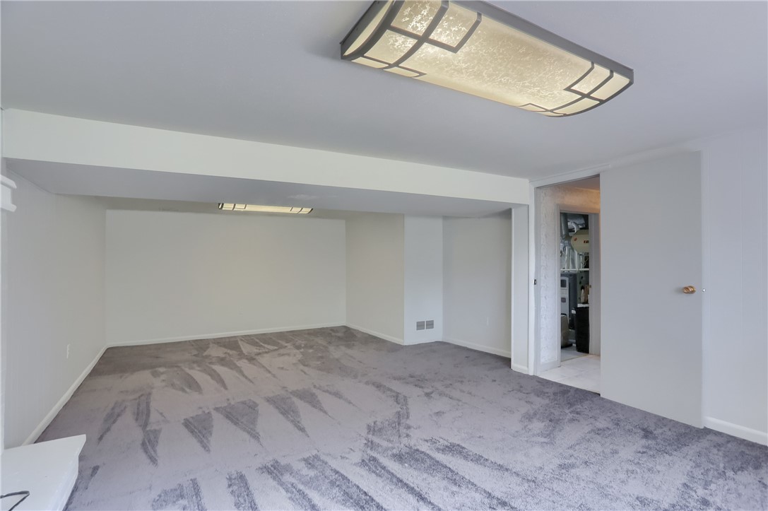 McCandless, Pennsylvania 15237, United States, 3 Bedrooms Bedrooms, ,3 BathroomsBathrooms,Residential,Active,177443