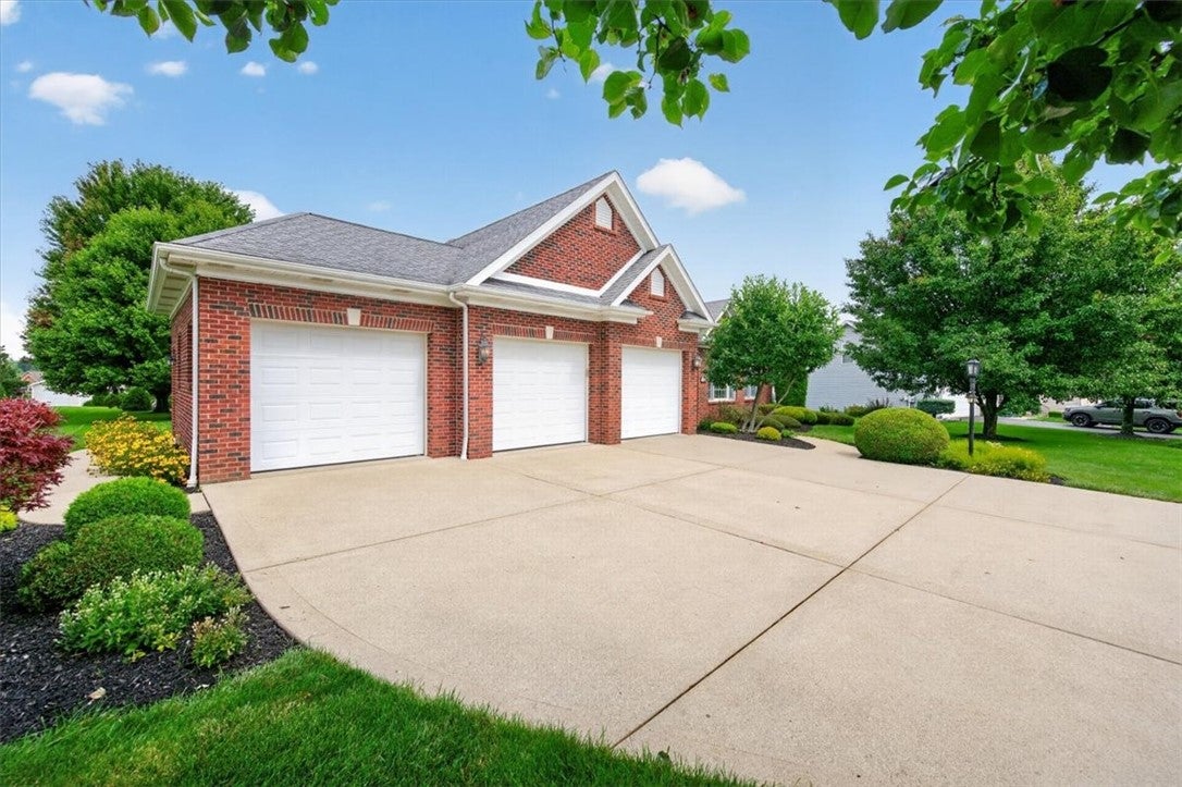 375 Violet Ct