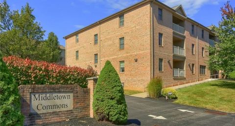 Photo of 1 Coraopolis Rd #203, Coraopolis, PA 15108 (MLS # 1737745)