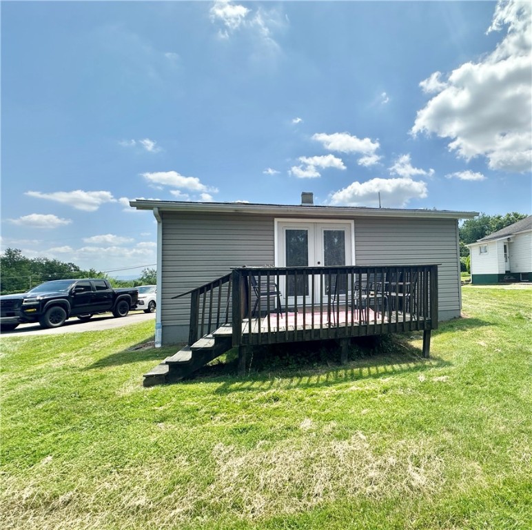 3246 Old McClellandtown Road