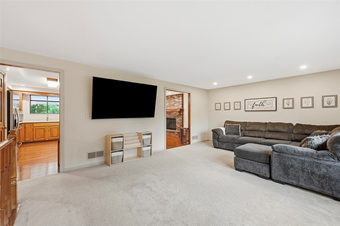 2414 Bellwood Court