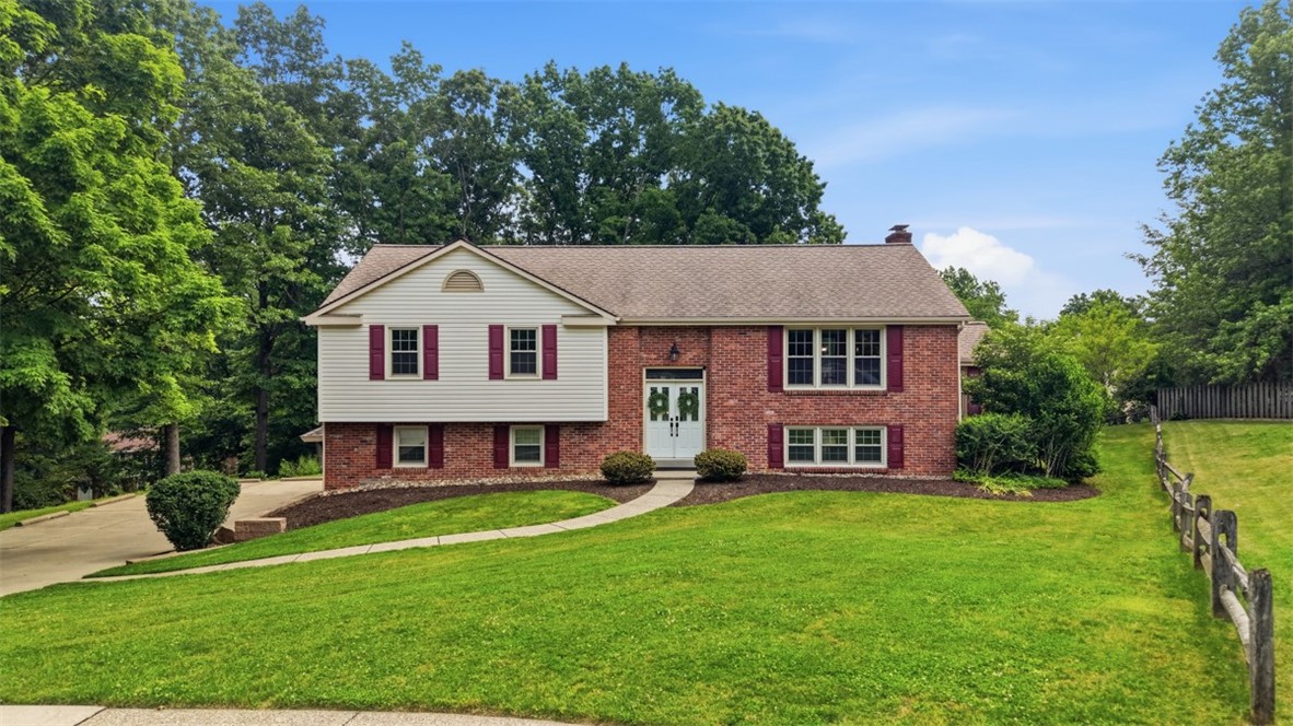 2414 Bellwood Court