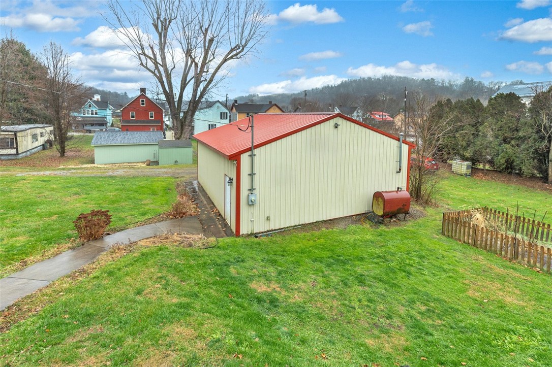 Dawson, Pennsylvania 15428, United States, 3 Bedrooms Bedrooms, ,2 BathroomsBathrooms,Residential,Active,257344