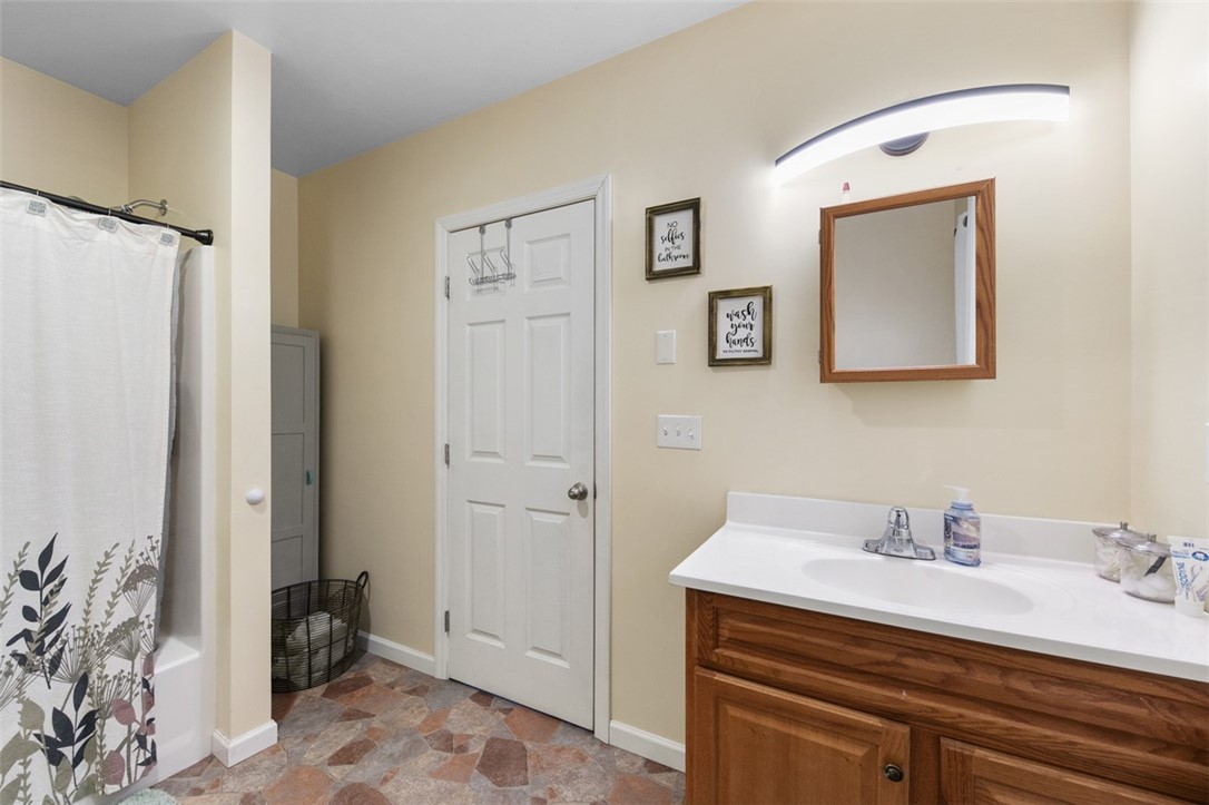 Dawson, Pennsylvania 15428, United States, 3 Bedrooms Bedrooms, ,2 BathroomsBathrooms,Residential,Active,257344