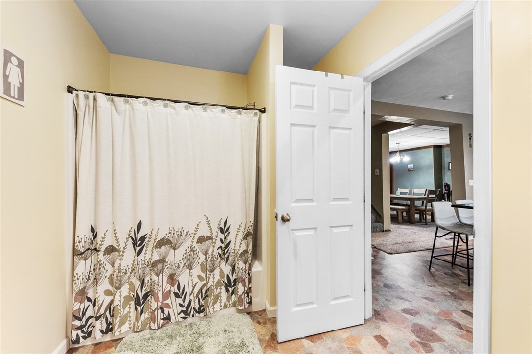 Dawson, Pennsylvania 15428, United States, 3 Bedrooms Bedrooms, ,2 BathroomsBathrooms,Residential,Active,257344