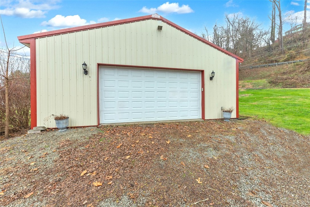 Dawson, Pennsylvania 15428, United States, 3 Bedrooms Bedrooms, ,2 BathroomsBathrooms,Residential,Active,257344