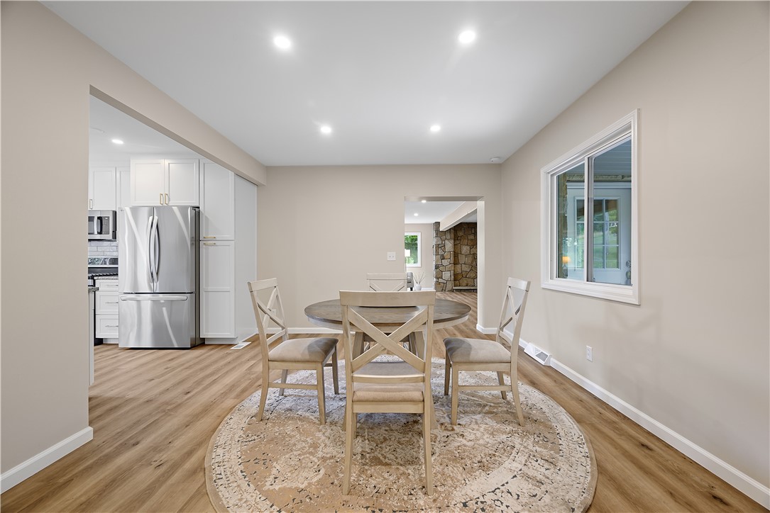 Richland, Pennsylvania 15044, United States, 4 Bedrooms Bedrooms, ,3 BathroomsBathrooms,Residential,Active,188199