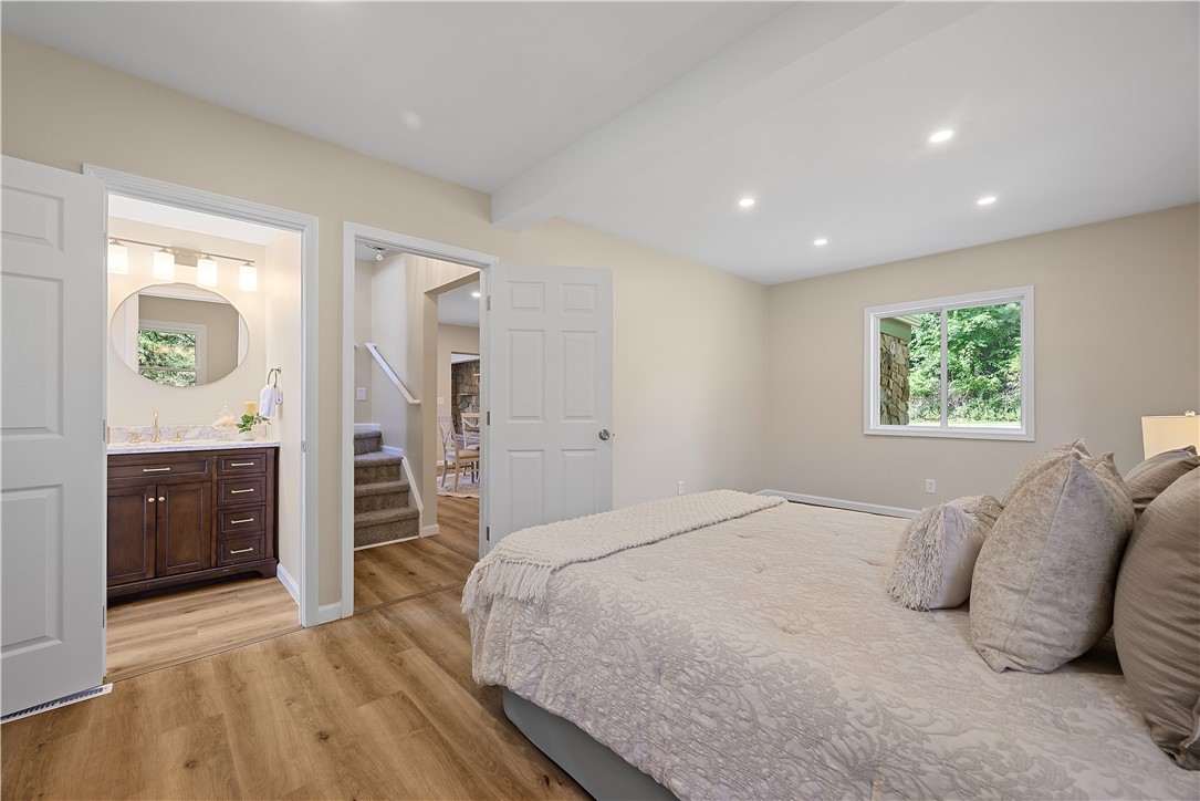 Richland, Pennsylvania 15044, United States, 4 Bedrooms Bedrooms, ,3 BathroomsBathrooms,Residential,Active,188199