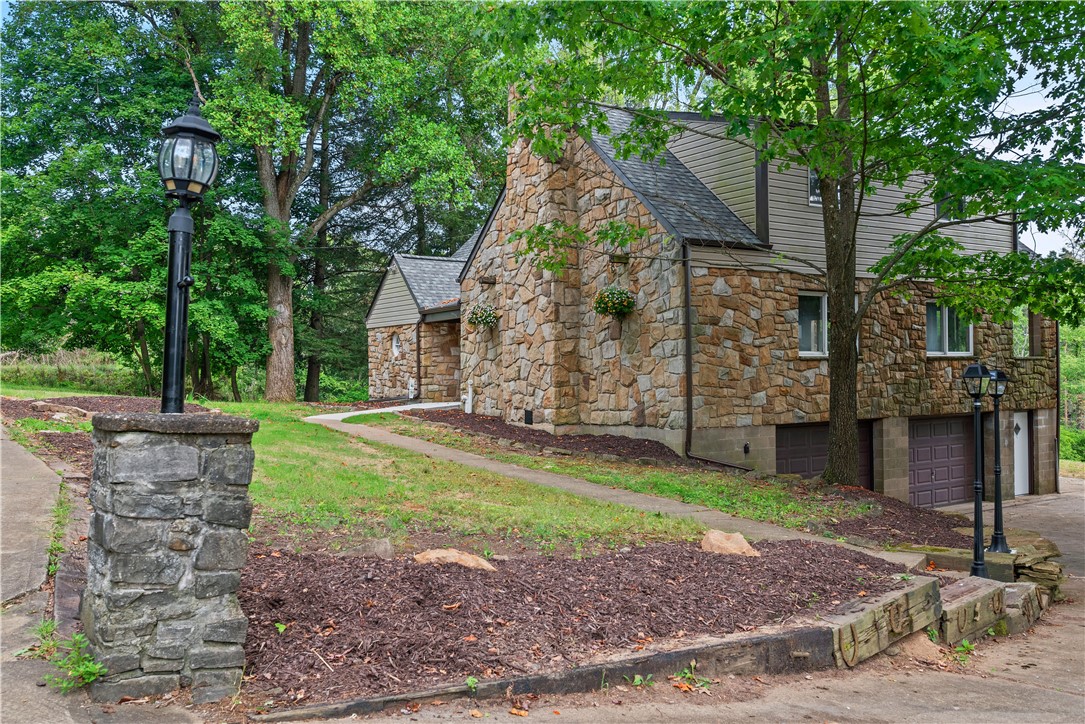 Richland, Pennsylvania 15044, United States, 4 Bedrooms Bedrooms, ,3 BathroomsBathrooms,Residential,Active,188199