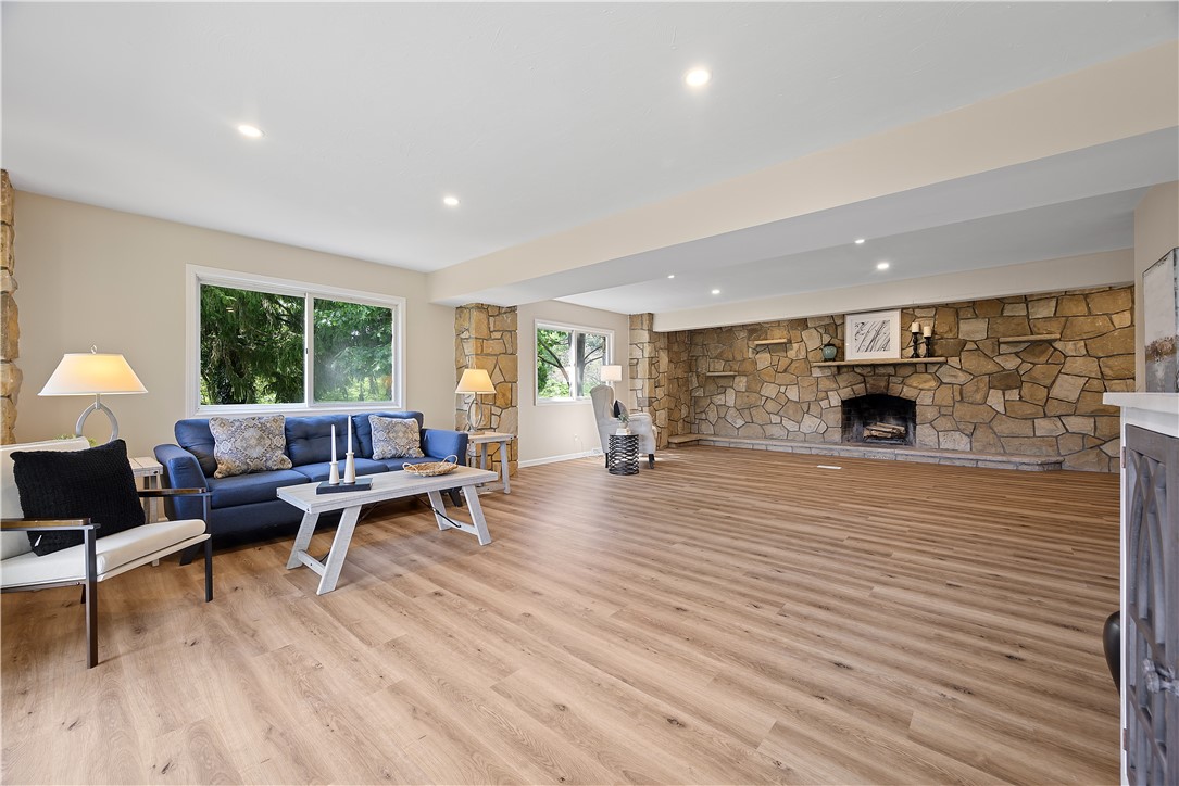 Richland, Pennsylvania 15044, United States, 4 Bedrooms Bedrooms, ,3 BathroomsBathrooms,Residential,Active,188199