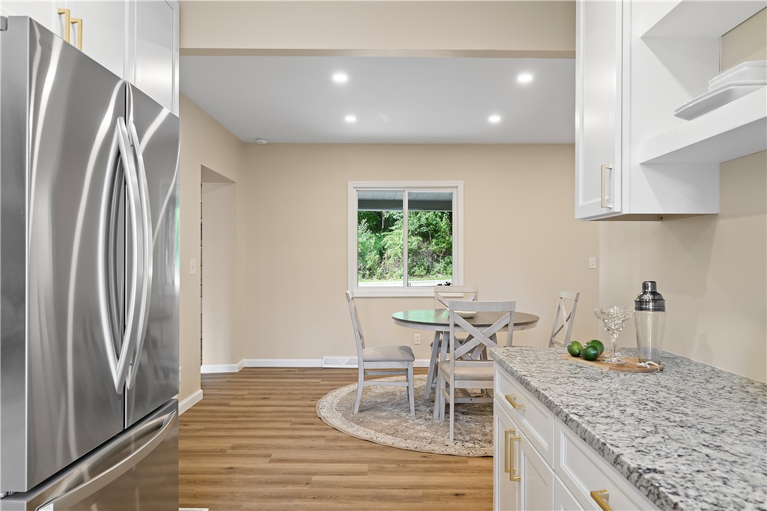 Richland, Pennsylvania 15044, United States, 4 Bedrooms Bedrooms, ,3 BathroomsBathrooms,Residential,Active,188199