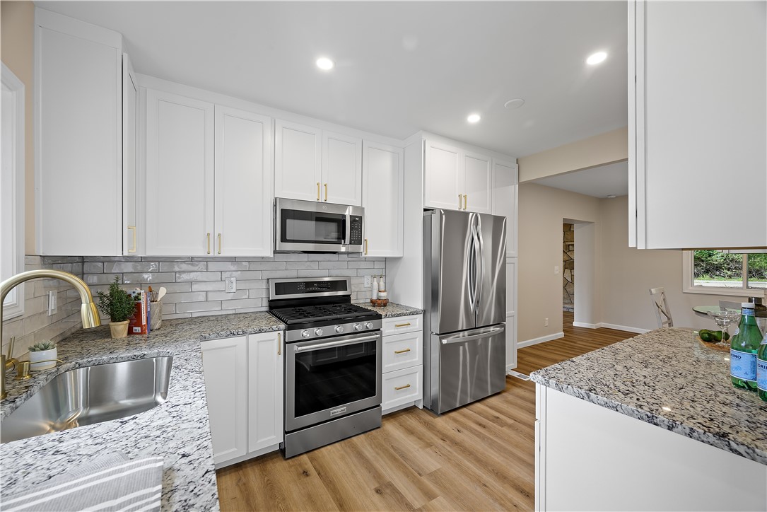 Richland, Pennsylvania 15044, United States, 4 Bedrooms Bedrooms, ,3 BathroomsBathrooms,Residential,Active,188199