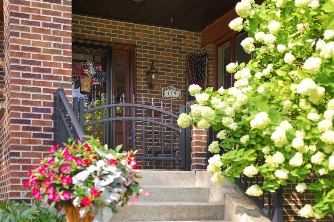 115 W Brentridge Ave