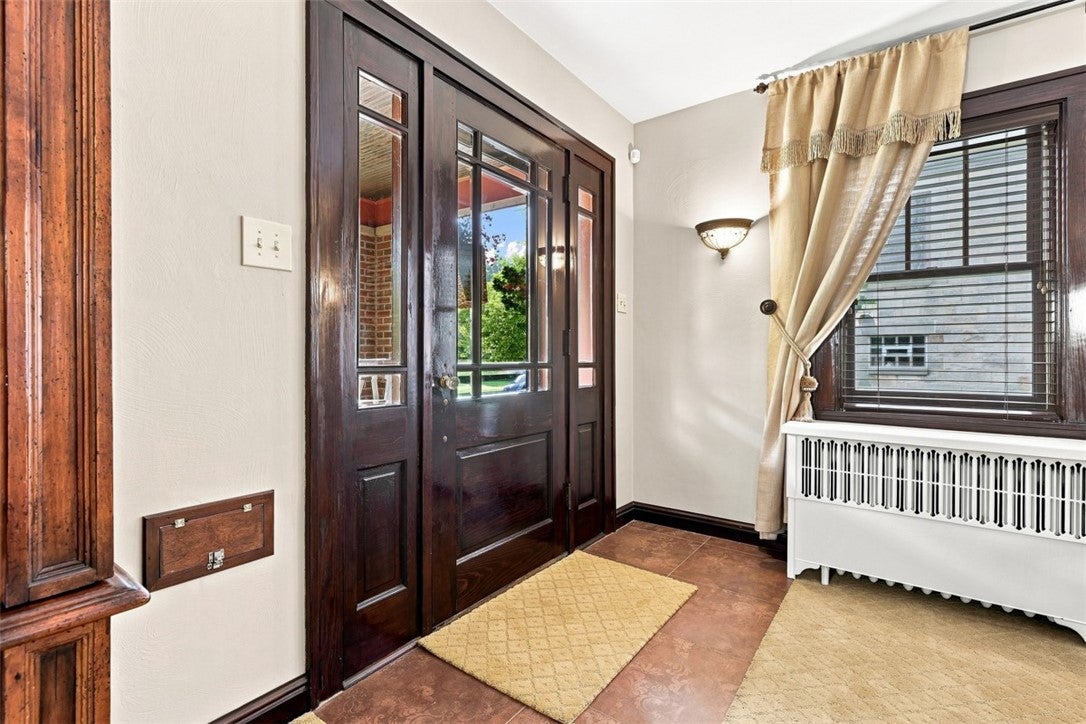 115 W Brentridge Ave