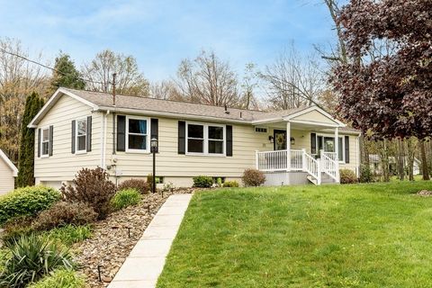 Photo of 21 Patterson School Rd, Grove City, PA 16127 (MLS # 1751831)