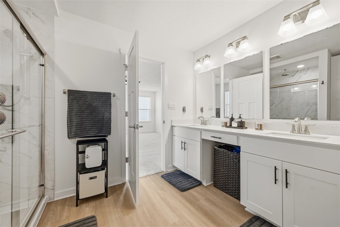 Franklin Park, Pennsylvania 15143, United States, 5 Bedrooms Bedrooms, ,4 BathroomsBathrooms,Residential,Active,256386