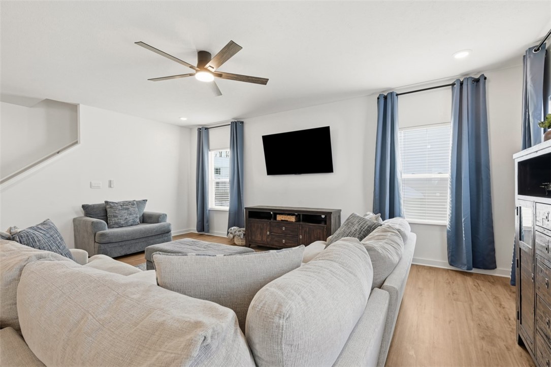 Franklin Park, Pennsylvania 15143, United States, 5 Bedrooms Bedrooms, ,4 BathroomsBathrooms,Residential,Active,256386