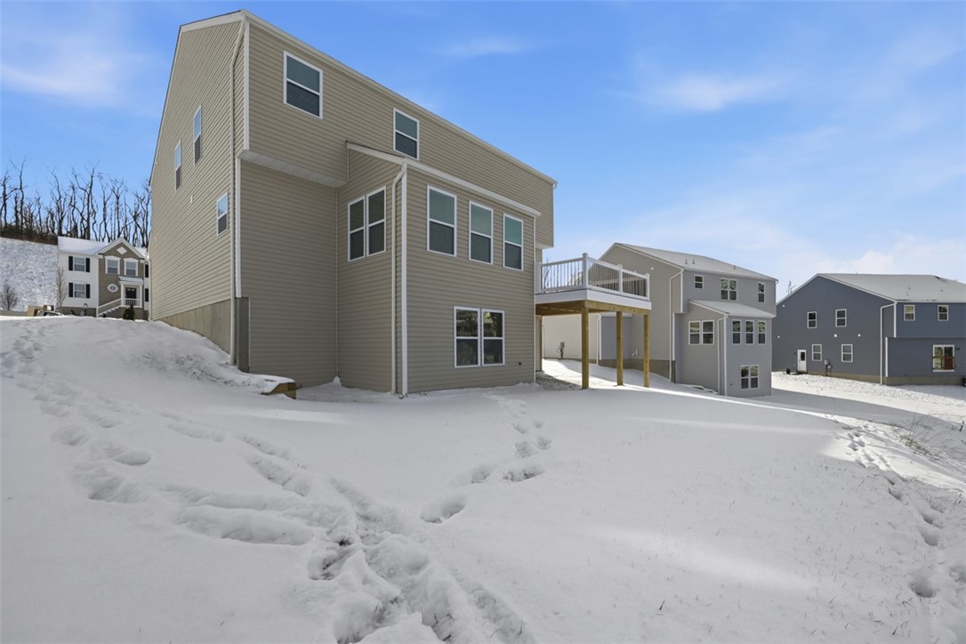 Franklin Park, Pennsylvania 15143, United States, 5 Bedrooms Bedrooms, ,4 BathroomsBathrooms,Residential,Active,256386