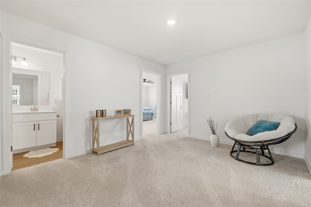 Franklin Park, Pennsylvania 15143, United States, 5 Bedrooms Bedrooms, ,4 BathroomsBathrooms,Residential,Active,256386