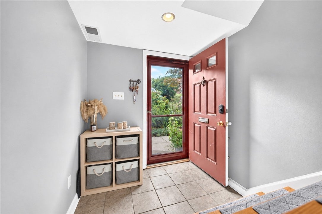 1112 Pennsbury Blvd