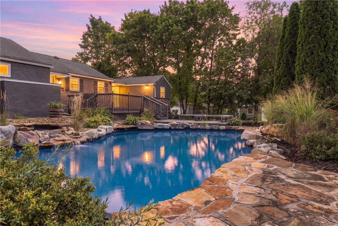 101 Old Hickory Lane