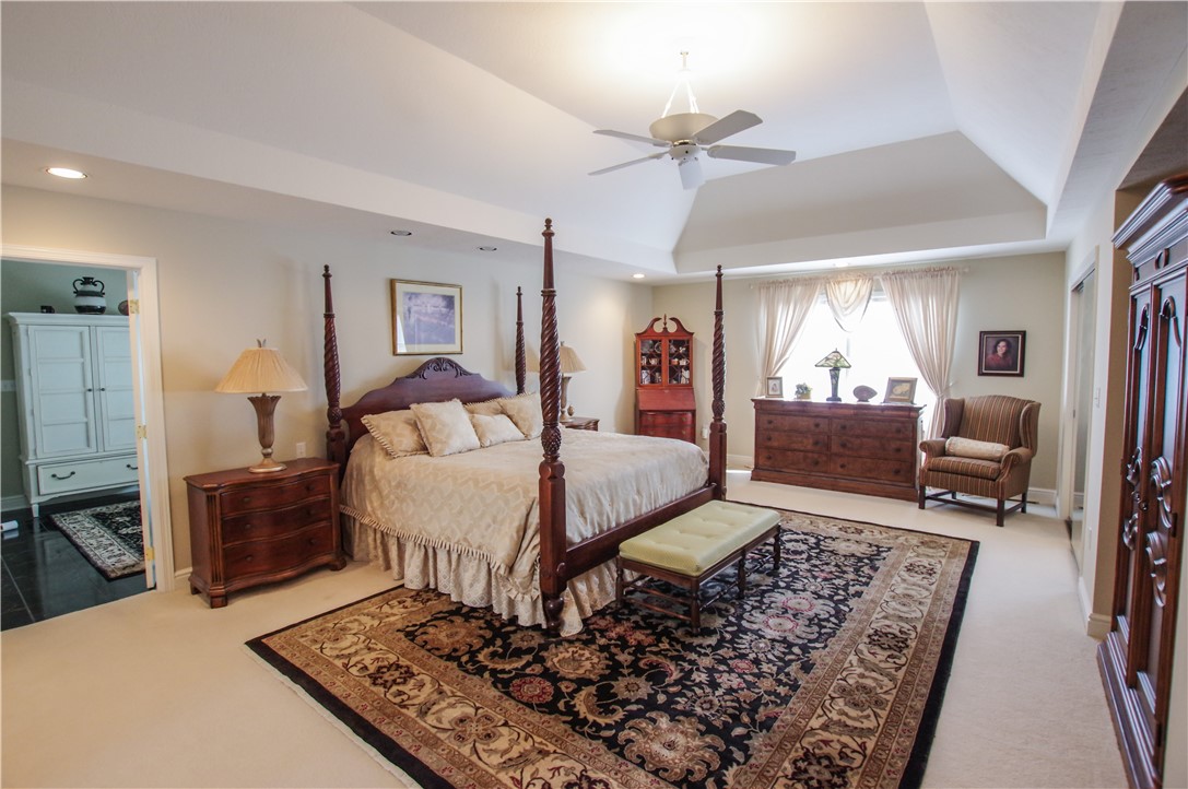 Peters Twp, Pennsylvania 15367, United States, 4 Bedrooms Bedrooms, ,5 BathroomsBathrooms,Residential,Active,106516