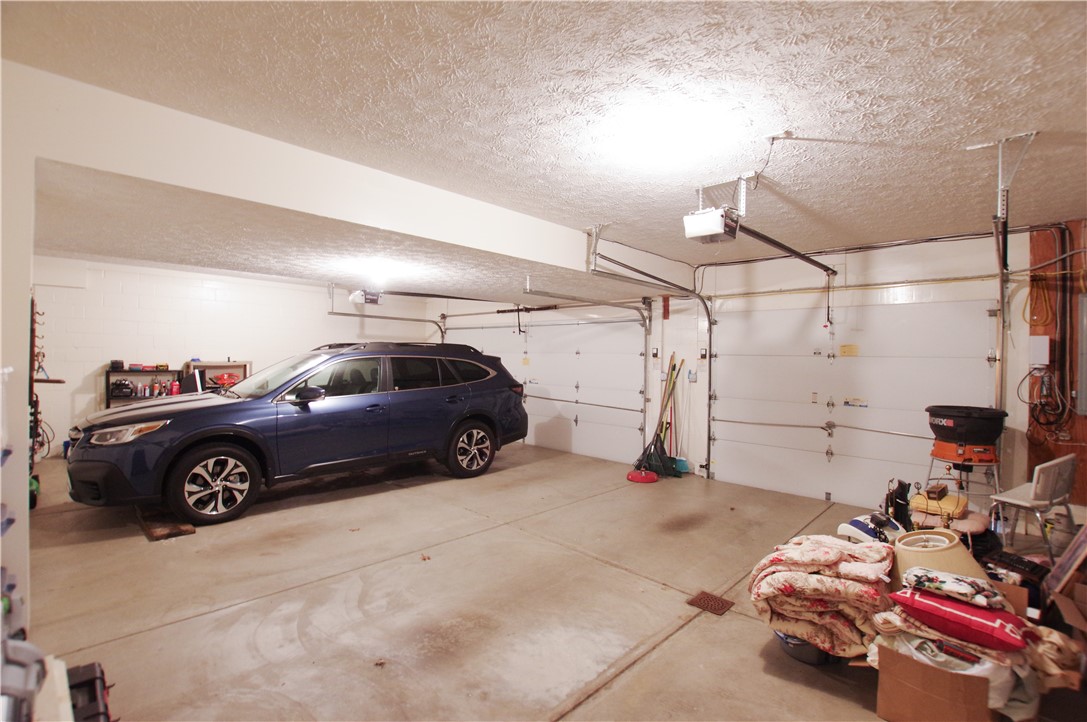 Peters Twp, Pennsylvania 15367, United States, 4 Bedrooms Bedrooms, ,5 BathroomsBathrooms,Residential,Active,106516