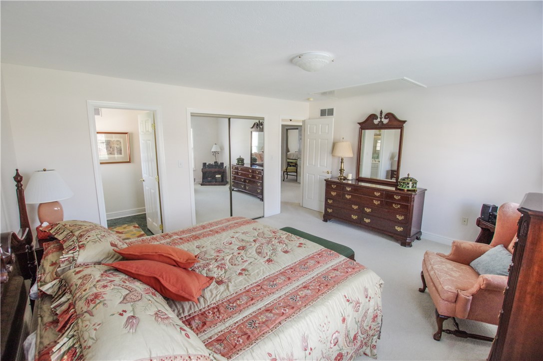 Peters Twp, Pennsylvania 15367, United States, 4 Bedrooms Bedrooms, ,5 BathroomsBathrooms,Residential,Active,106516