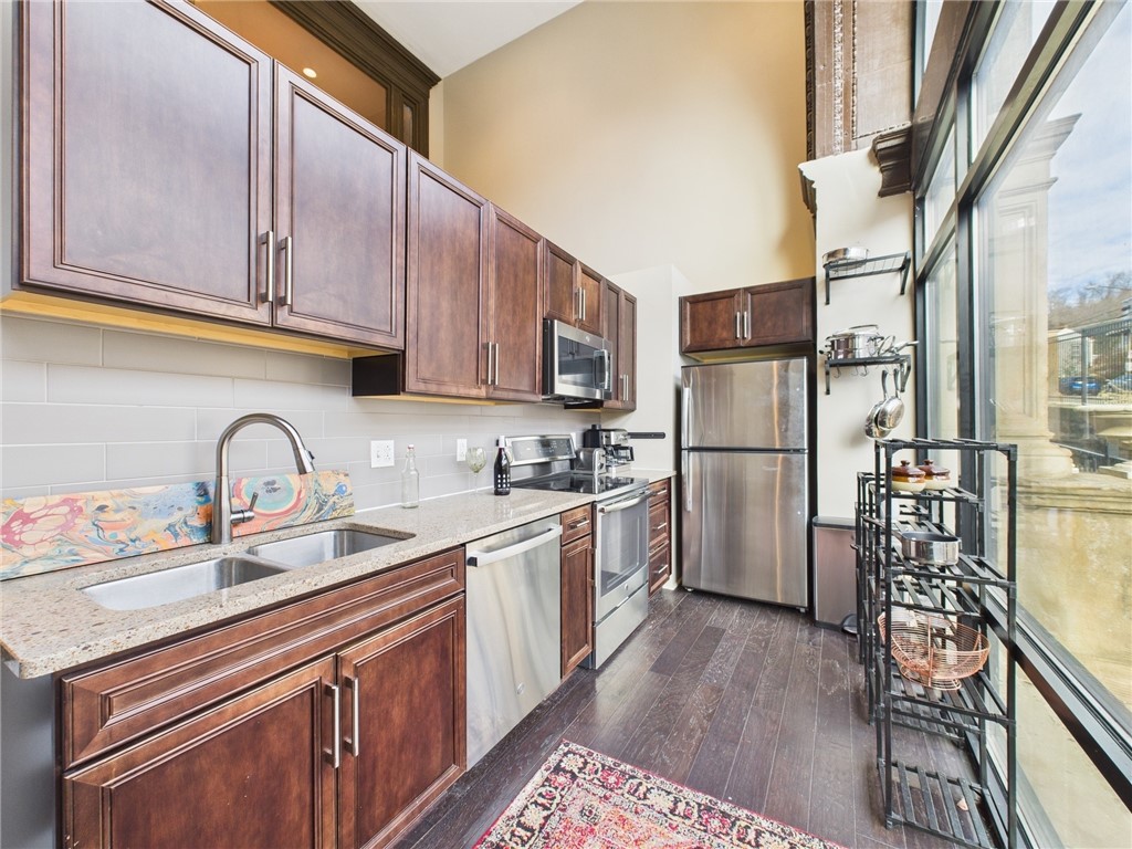 5267 Holmes St St #205, Lawrenceville, Pennsylvania image 2