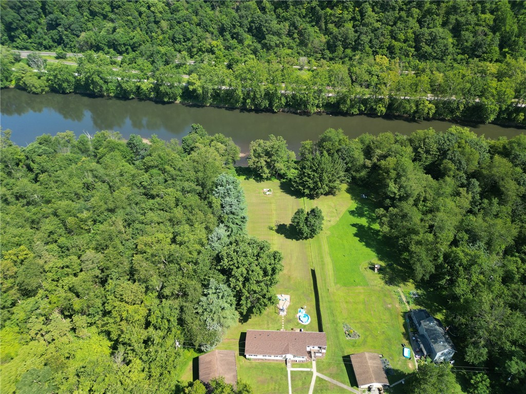 Avonmore, Pennsylvania 15618, United States, 3 Bedrooms Bedrooms, ,2 BathroomsBathrooms,Residential,Active,179317