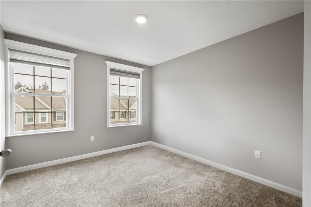215 Lockheed Dr Dr, Coraopolis, Pennsylvania image 28