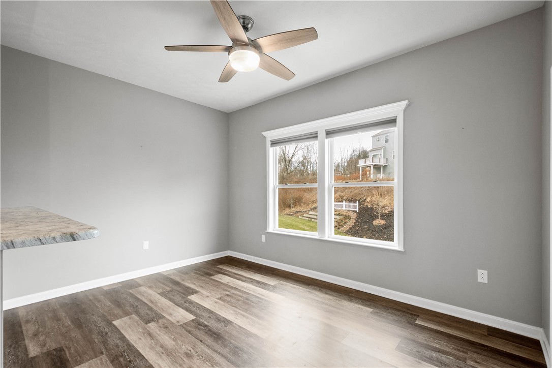 215 Lockheed Dr Dr, Coraopolis, Pennsylvania image 11