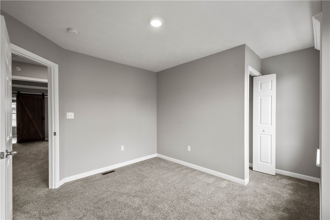 215 Lockheed Dr Dr, Coraopolis, Pennsylvania image 27