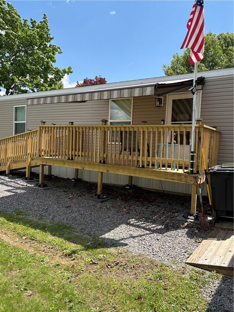 Photo of 13 Holly Hill Dr, Freedom, PA 15042 (MLS # 1751766)