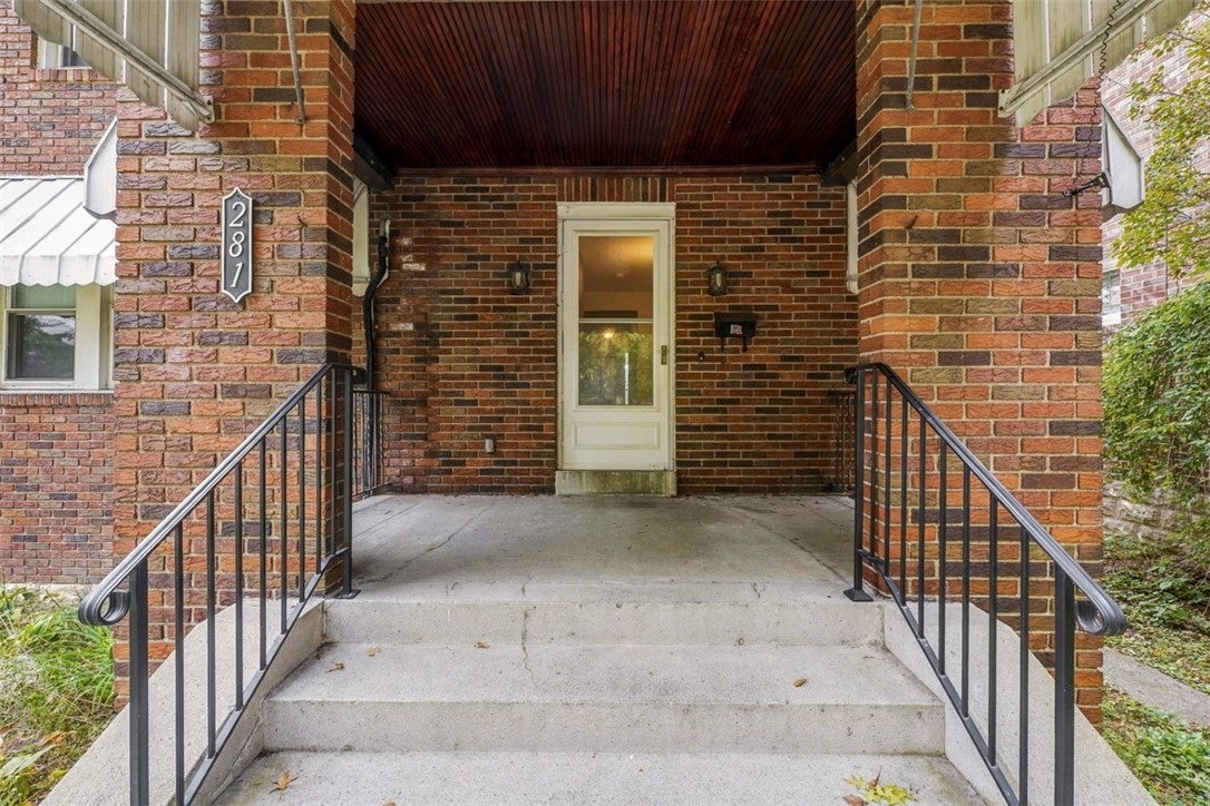 281 Arden Rd
