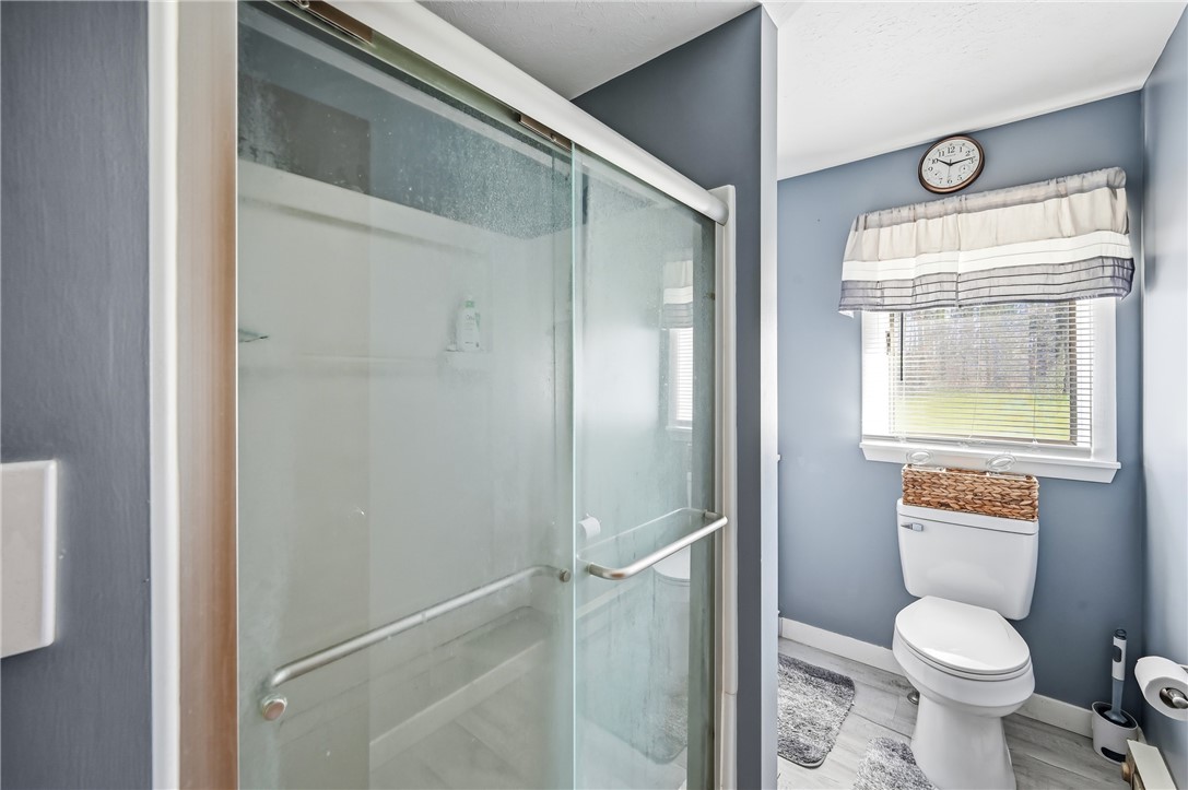 West Salem Twp, Pennsylvania 16125, United States, 3 Bedrooms Bedrooms, ,1 BathroomBathrooms,Residential,Active,249031