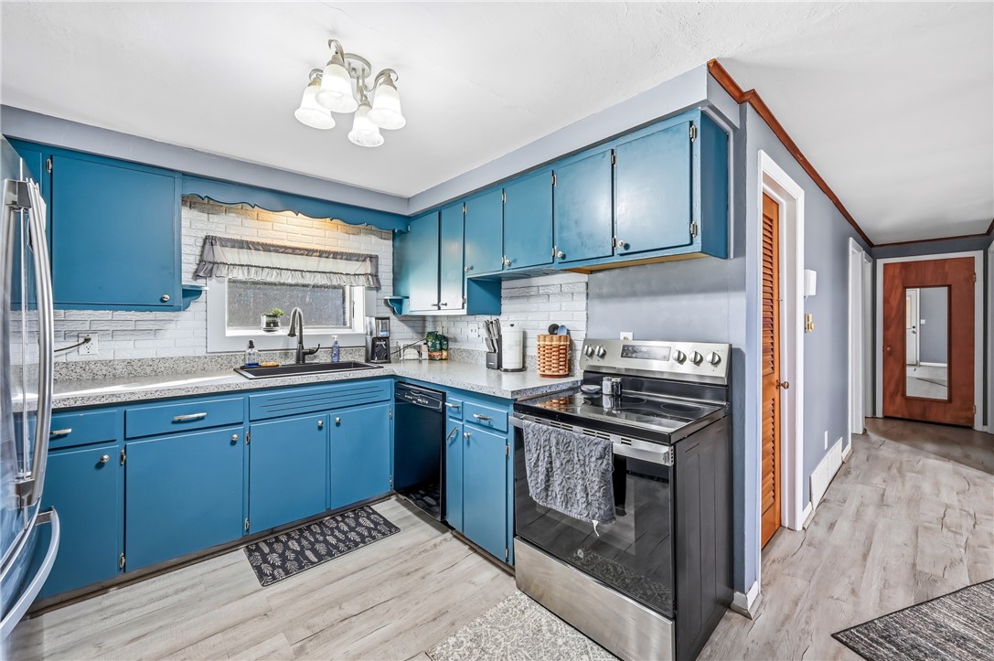 West Salem Twp, Pennsylvania 16125, United States, 3 Bedrooms Bedrooms, ,1 BathroomBathrooms,Residential,Active,249031