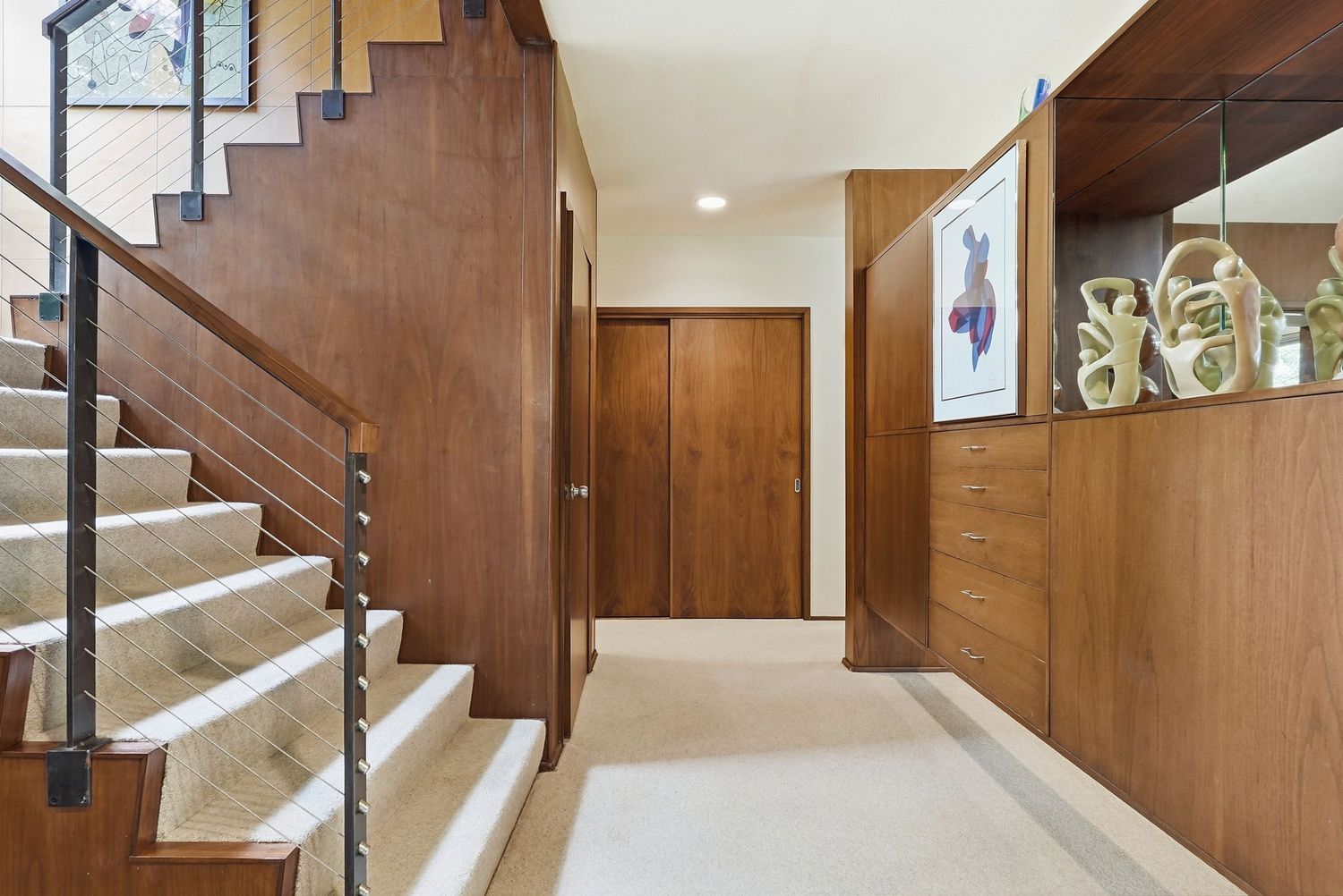 1093 Lyndhurst Drive