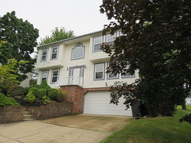 524 Grandshire Dr