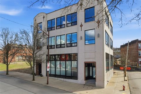 Photo of 3644 Penn Avenue #301, Pittsburgh, PA 15201 (MLS # 1748552)